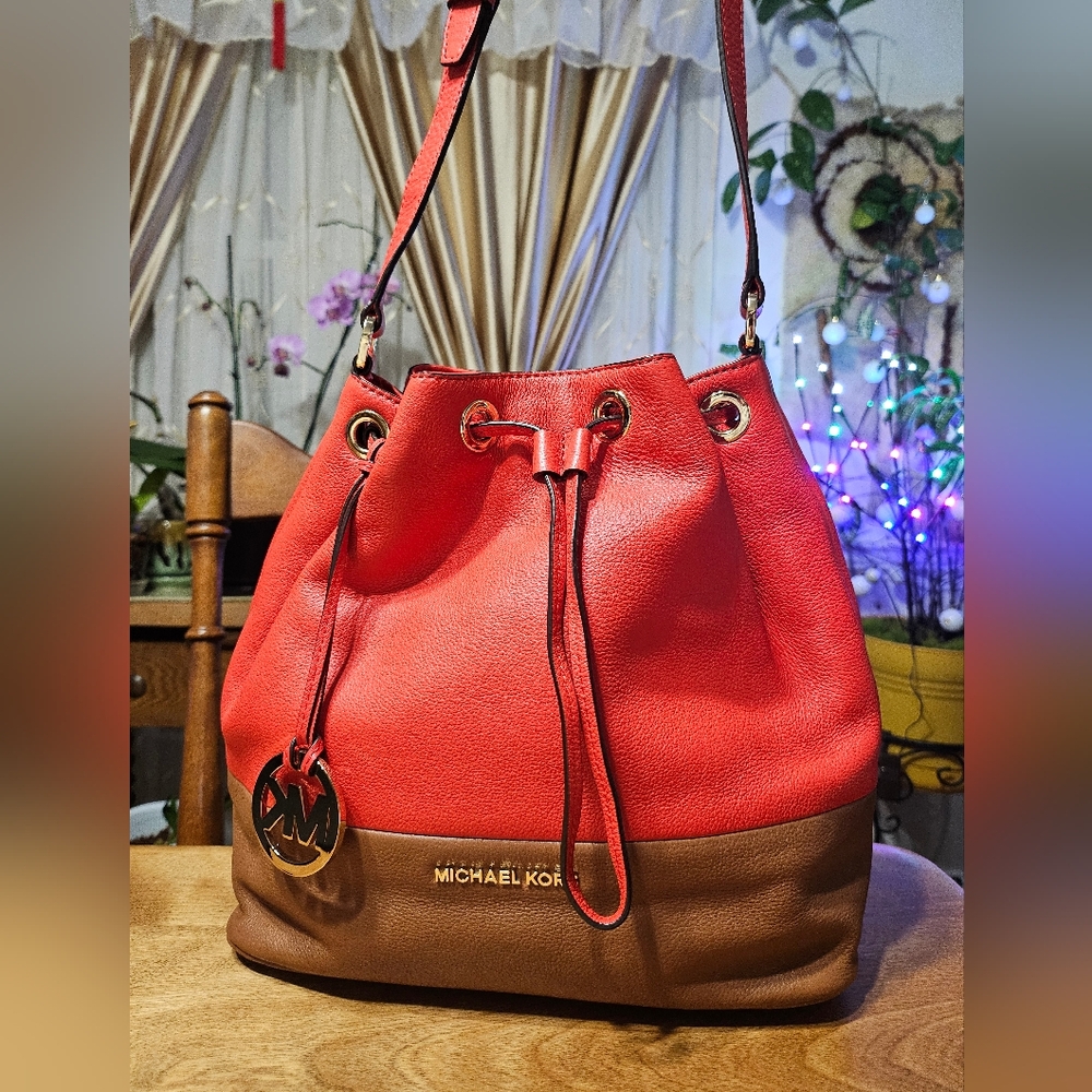 MICHAEL Michael Kors Red and Brown Shoulder Bag